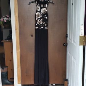 Prom/homecoming dress